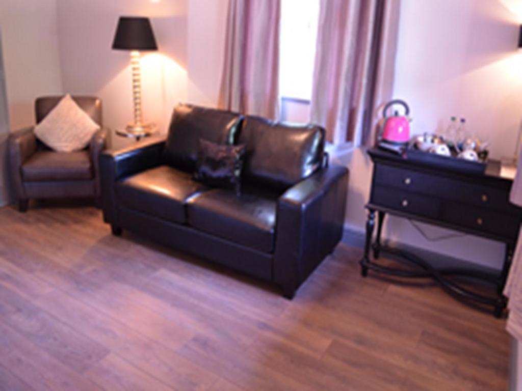 The King William IV Bed and Breakfast Royston Camera foto